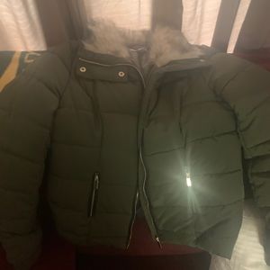 Size Large Never Worn New York & Co. Winter Coat